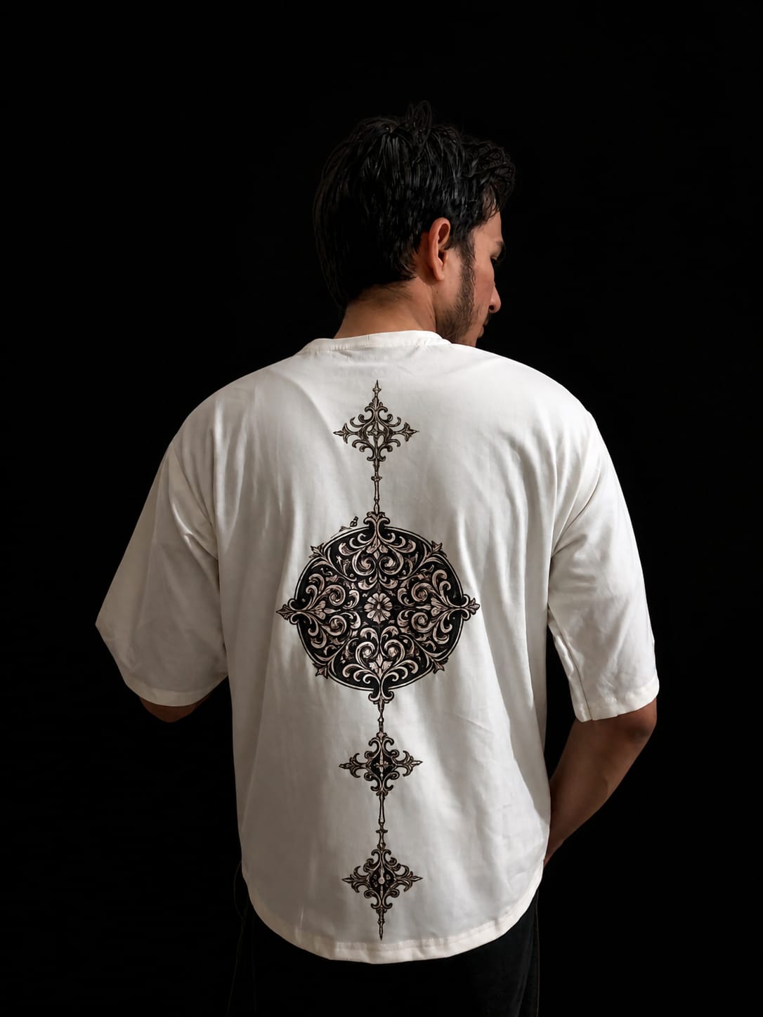 Royal Sigil Oversized T-Shirt (white)